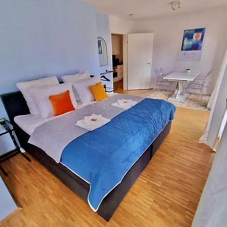Doppelwohnung Fuer 4-8 Personen Im Herzen Hannovers Appartement Hanovre